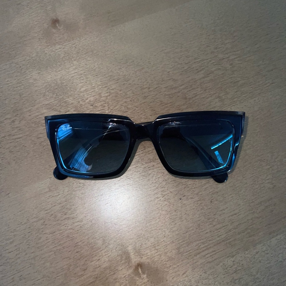 Rayband - Picture 2 of 4